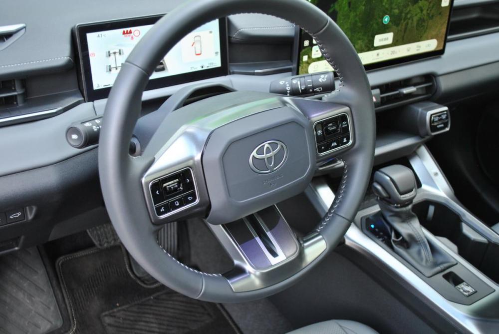 Toyota RAV4 VI (XA60) Москва  - изображение 18