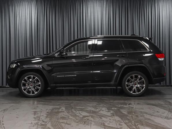 Jeep Grand Cherokee IV (WK2) Рестайлинг с пробегом 2013 года, цена 2 099 000 рублей, 72045 км, внедорожник, Автокод Объявления