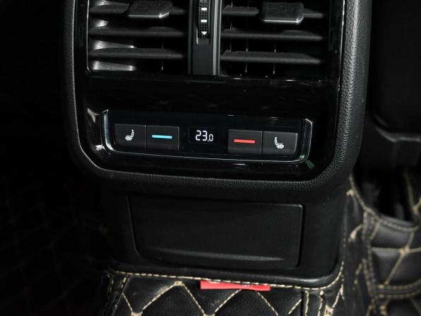 Volkswagen Passat B8 с пробегом 2019 года, цена 2 130 000 рублей, 159388 км, седан, Автокод Объявления