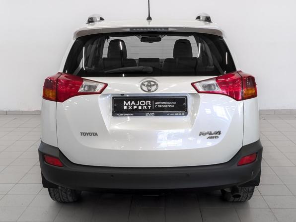 Toyota RAV4 IV (XA40) с пробегом 2015 года, цена 1 825 000 рублей, 236892 км, внедорожник, Автокод Объявления
