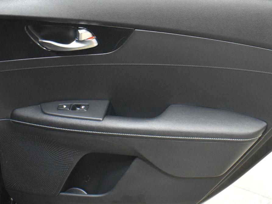 Kia Cerato IV Мурманск  - изображение 16