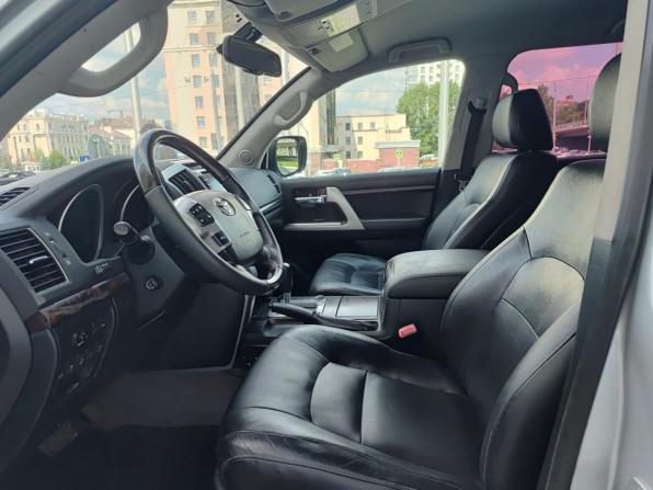 Toyota Land Cruiser 200 Series Рестайлинг 1 с пробегом 2013 года, цена 3 090 000 рублей, 296229 км, внедорожник, Автокод Объявления