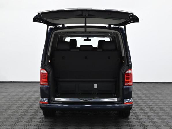 Volkswagen Multivan T6 с пробегом 2019 года, цена 3 499 000 рублей, 216000 км, минивэн, Автокод Объявления