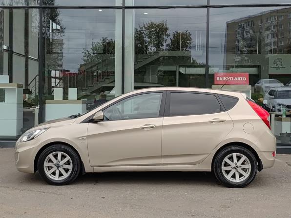Hyundai Solaris I с пробегом 2014 года, цена 980 000 рублей, 112000 км, хэтчбек, Автокод Объявления