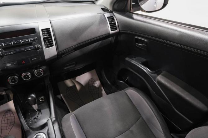 Mitsubishi Outlander II Рестайлинг с пробегом 2011 года, цена 1 149 000 рублей, 299000 км, внедорожник, Автокод Объявления