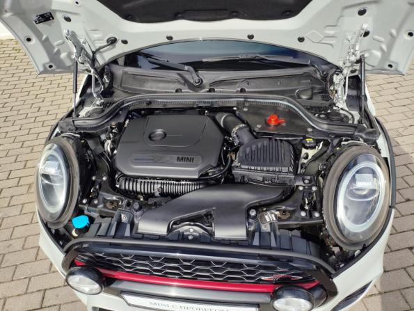 Mini Hatch III (F55/F56) Рестайлинг с пробегом 2018 года, цена 3 299 000 рублей, 46613 км, хэтчбек, Автокод Объявления