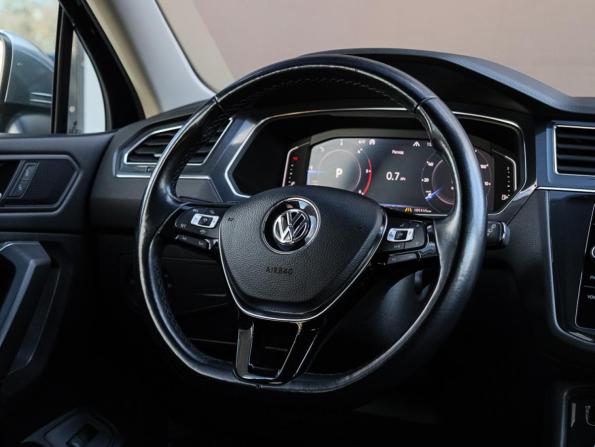 Volkswagen Tiguan II с пробегом 2019 года, цена 2 700 000 рублей, 105309 км, внедорожник, Автокод Объявления
