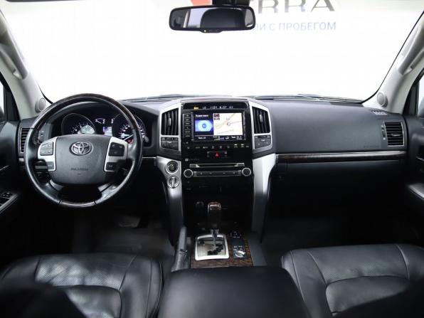 Toyota Land Cruiser 200 Series Рестайлинг 1 с пробегом 2013 года, цена 3 990 000 рублей, 248227 км, внедорожник, Автокод Объявления