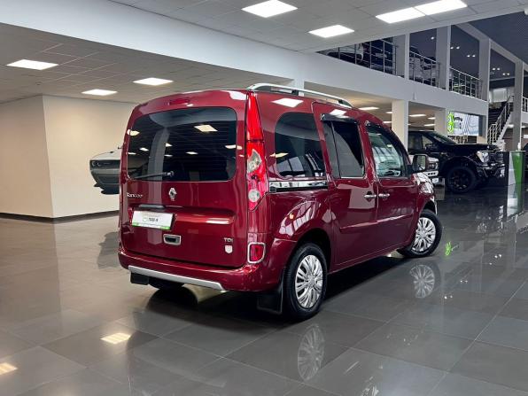 Renault Kangoo II с пробегом 2010 года, цена 775 000 рублей, 273171 км, компактвэн, Автокод Объявления