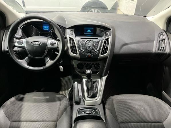Ford Focus III с пробегом 2014 года, цена 560 000 рублей, 237100 км, хэтчбек, Автокод Объявления