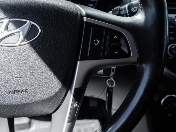 Hyundai Solaris I Рестайлинг с пробегом 2016 года, цена 1 050 000 рублей, 238489 км, седан, Автокод Объявления