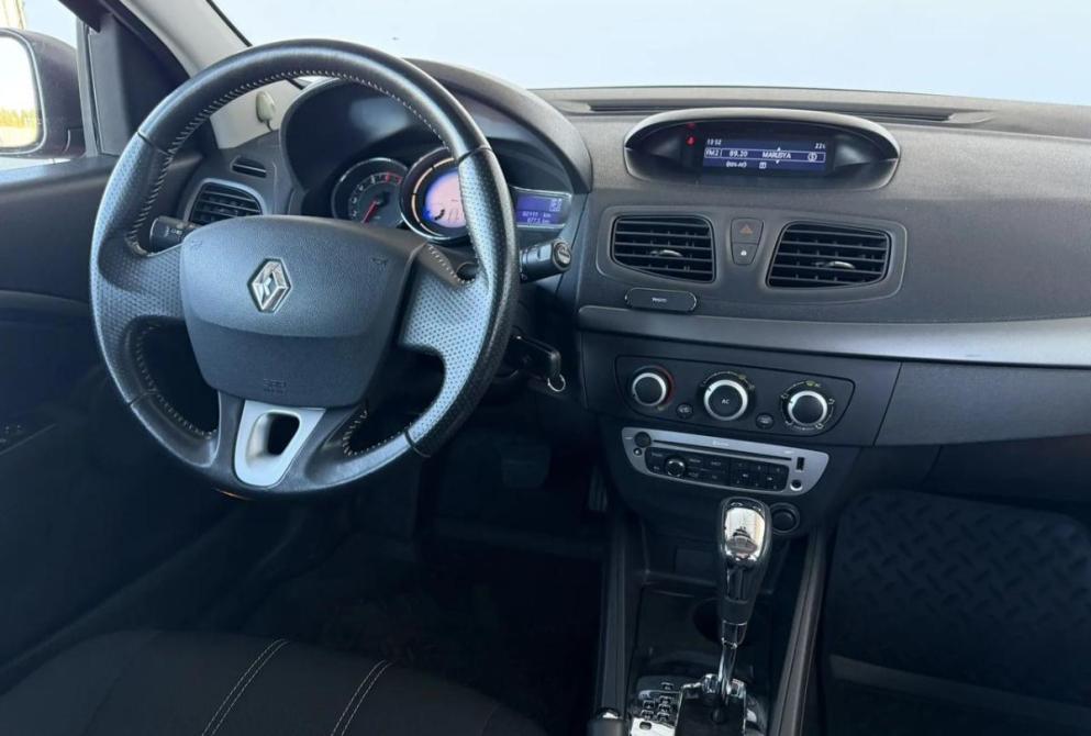 Renault Megane III Рестайлинг Киров  - изображение 12