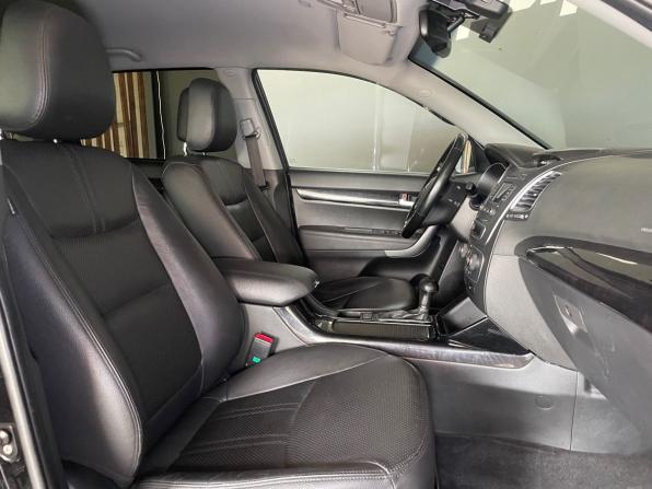 Kia Sorento II Рестайлинг с пробегом 2018 года, цена 2 049 000 рублей, 173000 км, внедорожник, Автокод Объявления