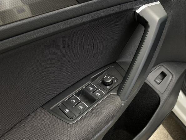 Volkswagen Tiguan II с пробегом 2018 года, цена 2 199 000 рублей, 135361 км, внедорожник, Автокод Объявления