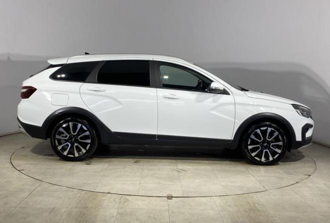 Lada (ВАЗ) Vesta I Рестайлинг (NG) с пробегом 2024 года, цена 1 550 000 рублей, 18334 км, универсал, Автокод Объявления
