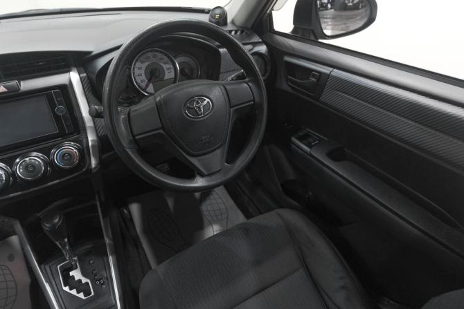 Toyota Corolla XI (E160 E170 E180) с пробегом 2013 года, цена 1 269 000 рублей, 75000 км, универсал, Автокод Объявления