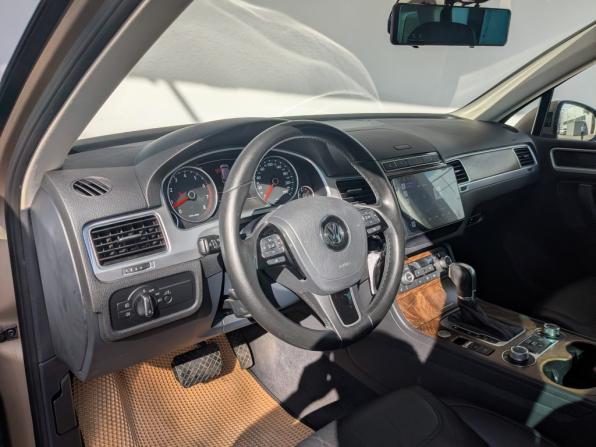 Volkswagen Touareg II Рестайлинг с пробегом 2016 года, цена 3 200 000 рублей, 94340 км, внедорожник, Автокод Объявления