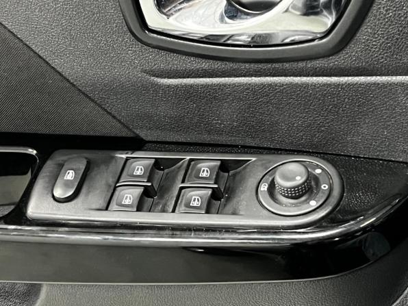 Renault Kaptur I с пробегом 2018 года, цена 1 250 000 рублей, 190000 км, внедорожник, Автокод Объявления