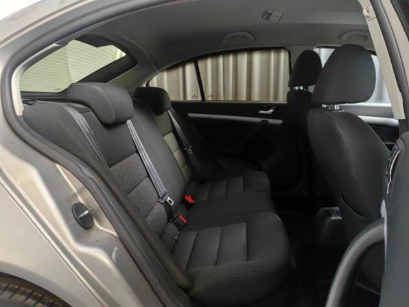 Skoda Octavia II (A5) Рестайлинг с пробегом 2011 года, цена 630 000 рублей, 210182 км, лифтбек, Автокод Объявления