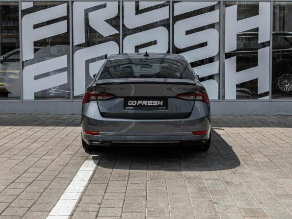 Skoda Octavia IV (A8) с пробегом 2021 года, цена 2 590 000 рублей, 134466 км, лифтбек, Автокод Объявления