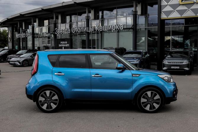 Kia Soul II Рестайлинг с пробегом 2018 года, цена 1 679 000 рублей, 98696 км, хэтчбек, Автокод Объявления