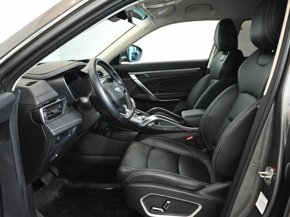 Geely Atlas Pro с пробегом 2023 года, цена 2 350 000 рублей, 45367 км, внедорожник, Автокод Объявления