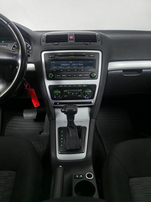Skoda Octavia II (A5) Рестайлинг Москва  - изображение 12