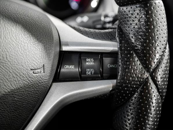 Honda Fit II с пробегом 2012 года, цена 975 000 рублей, 86216 км, хэтчбек, Автокод Объявления