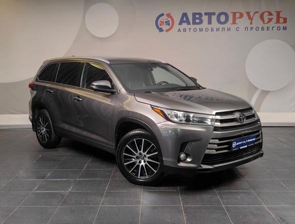 Toyota Highlander III (XU50) Рестайлинг с пробегом 2018 года, цена 2 919 000 рублей, 207153 км, внедорожник, Автокод Объявления