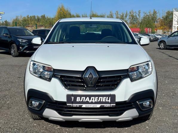Renault Logan II Рестайлинг с пробегом 2022 года, цена 1 459 000 рублей, 35290 км, седан, Автокод Объявления