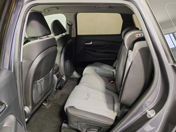 Hyundai Santa Fe IV Рестайлинг с пробегом 2021 года, цена 3 555 000 рублей, 36606 км, внедорожник, Автокод Объявления