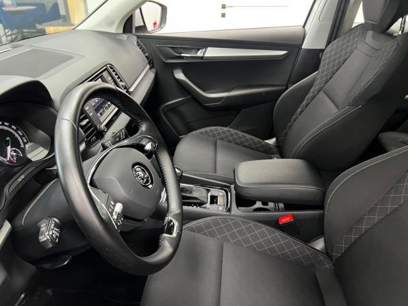 Skoda Karoq I с пробегом 2022 года, цена 2 600 000 рублей, 80203 км, внедорожник, Автокод Объявления