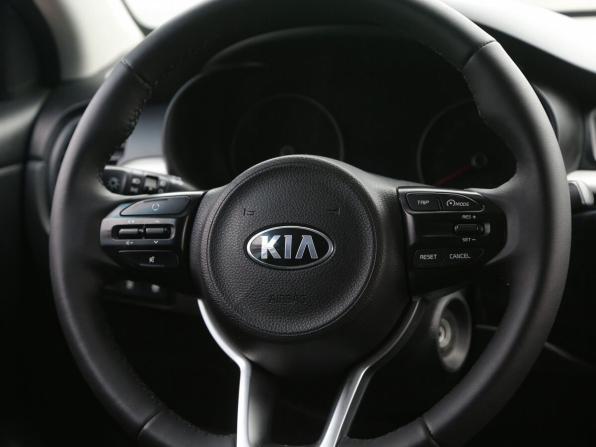 Kia Rio IV с пробегом 2017 года, цена 1 022 000 рублей, 278800 км, седан, Автокод Объявления