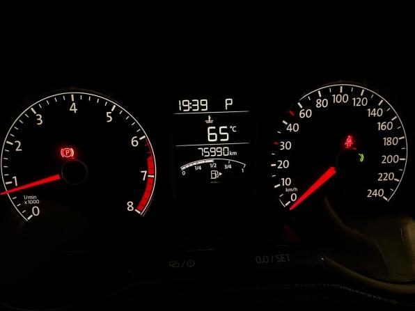 Volkswagen Polo V Рестайлинг с пробегом 2019 года, цена 1 420 000 рублей, 75989 км, седан, Автокод Объявления