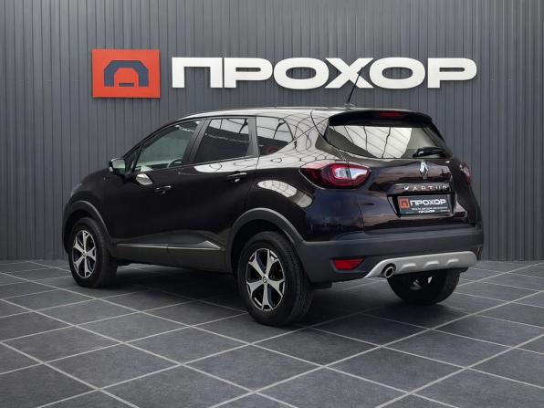 Renault Kaptur I Рестайлинг с пробегом 2020 года, цена 1 477 000 рублей, 124660 км, внедорожник, Автокод Объявления