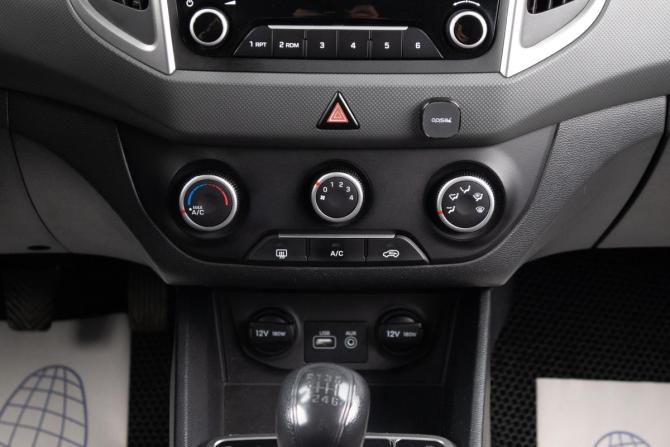 Hyundai Creta I с пробегом 2019 года, цена 1 699 000 рублей, 121500 км, внедорожник, Автокод Объявления