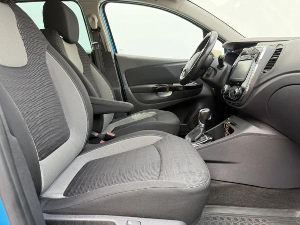Renault Kaptur I с пробегом 2017 года, цена 1 280 000 рублей, 92570 км, внедорожник, Автокод Объявления
