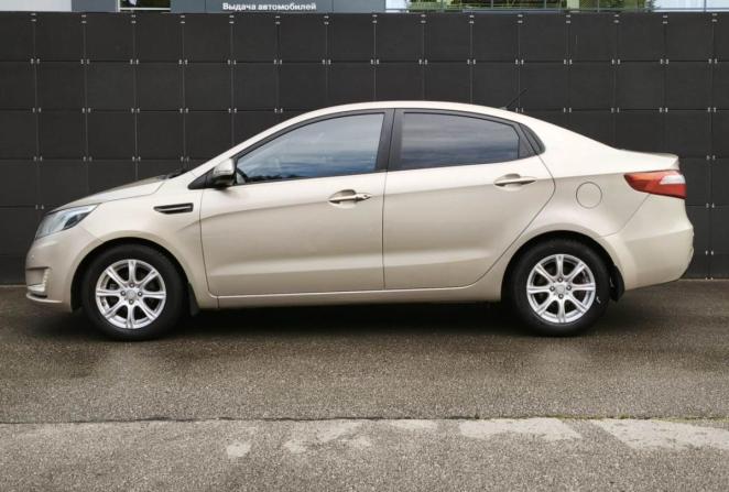 Kia Rio III с пробегом 2014 года, цена 989 000 рублей, 92950 км, седан, Автокод Объявления