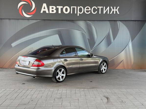 Mercedes-Benz E-Класс III (W211 S211) Рестайлинг с пробегом 2008 года, цена 900 000 рублей, 246054 км, седан, Автокод Объявления