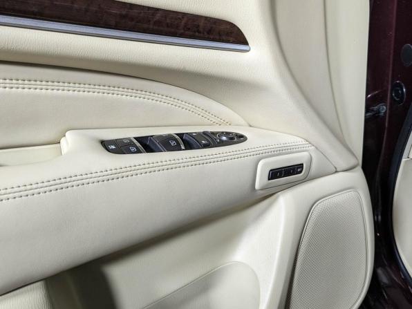 Infiniti JX с пробегом 2013 года, цена 1 735 500 рублей, 208000 км, внедорожник, Автокод Объявления