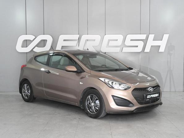 Hyundai i30 II