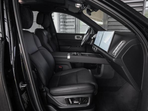 Li Auto (Lixiang) L9 I Рестайлинг с пробегом 2024 года, цена 7 399 000 рублей, 27191 км, внедорожник, Автокод Объявления