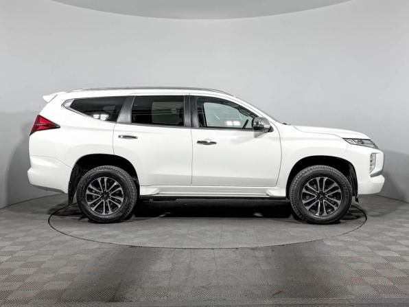 Mitsubishi Montero Sport III Рестайлинг с пробегом 2022 года, цена 3 729 000 рублей, 52898 км, внедорожник, Автокод Объявления
