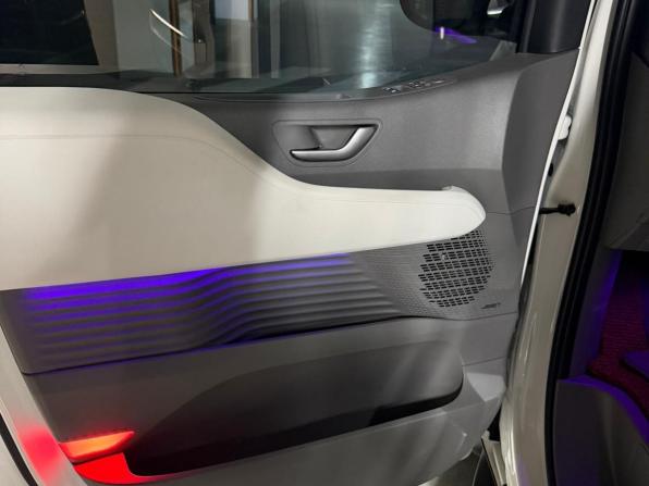Hyundai Staria I с пробегом 2025 года, цена 8 990 000 рублей, 14900 км, минивэн, Автокод Объявления