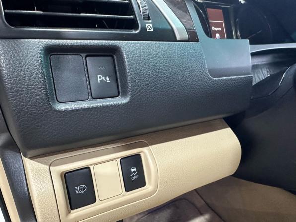 Toyota Camry VII (XV50) Рестайлинг с пробегом 2015 года, цена 1 949 900 рублей, 128000 км, седан, Автокод Объявления