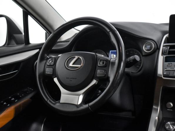 Lexus NX I Рестайлинг с пробегом 2018 года, цена 3 450 000 рублей, 99587 км, внедорожник, Автокод Объявления