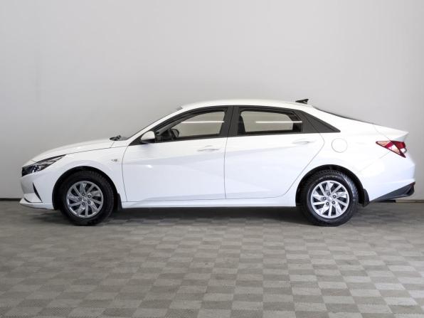 Hyundai Elantra VII (CN7) с пробегом 2022 года, цена 2 070 000 рублей, 58162 км, седан, Автокод Объявления