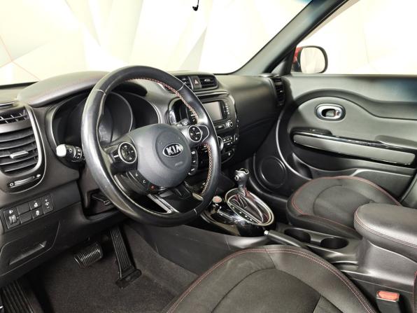 Kia Soul II Рестайлинг с пробегом 2018 года, цена 1 598 000 рублей, 62664 км, хэтчбек, Автокод Объявления