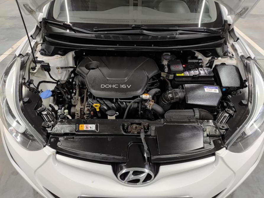 Hyundai Elantra V (MD) Рестайлинг Казань  - изображение 11
