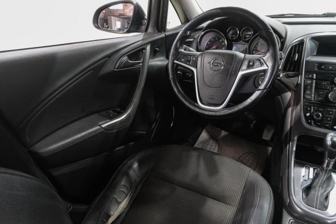 Opel Astra J с пробегом 2011 года, цена 599 000 рублей, 182300 км, хэтчбек, Автокод Объявления